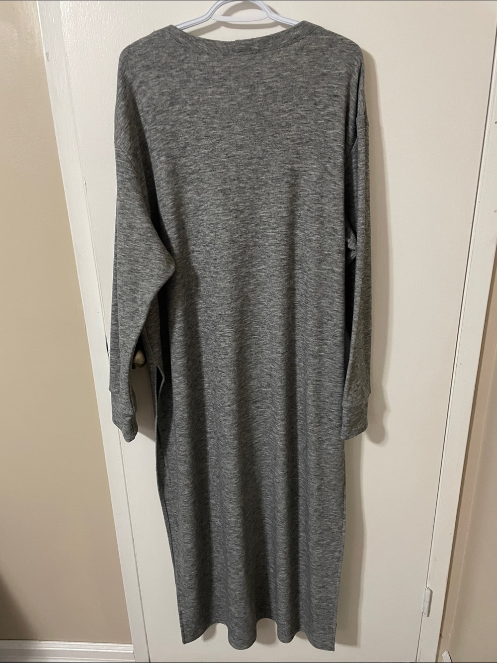 Smash + Tess Heather Grey Maxi Sweater Size 2XL - Picture 9 of 12